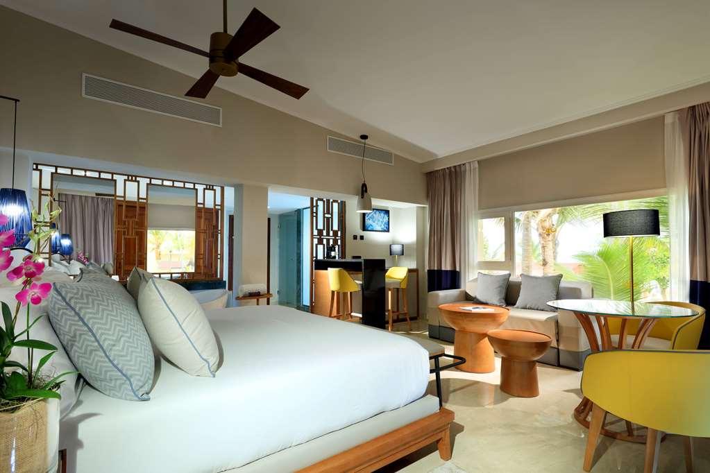 Grand Palladium Bavaro Suites, & Punta Cana