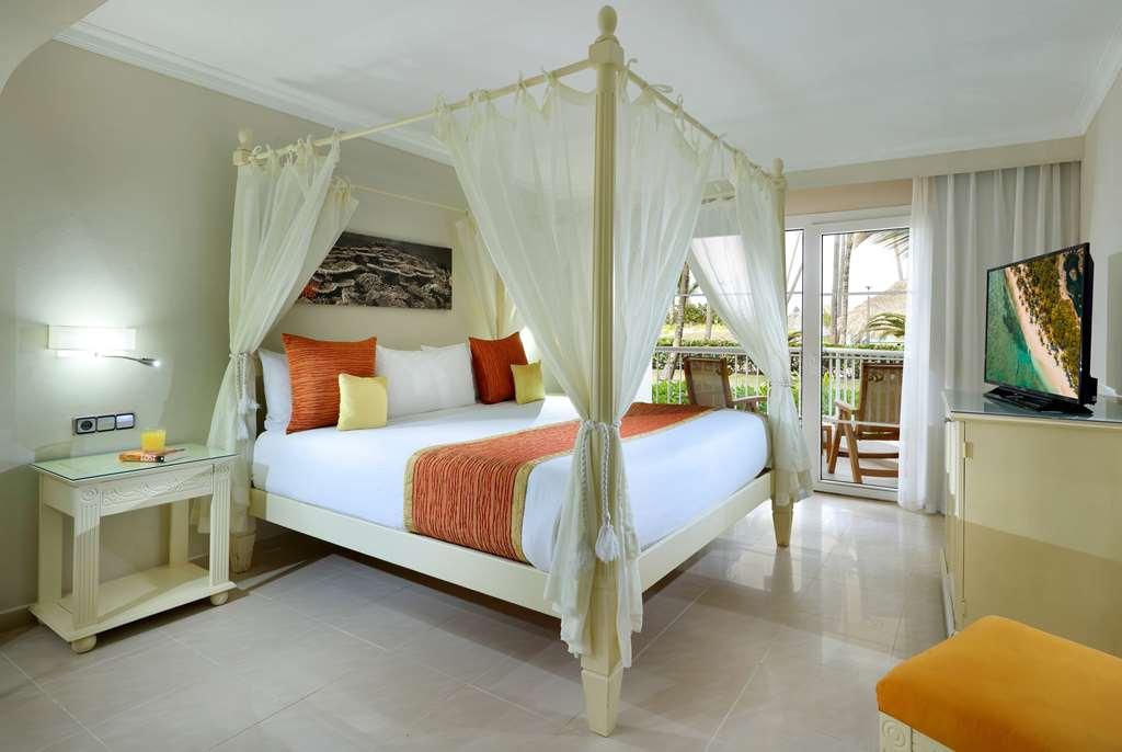 Grand Palladium Bavaro Suites, & Punta Cana
