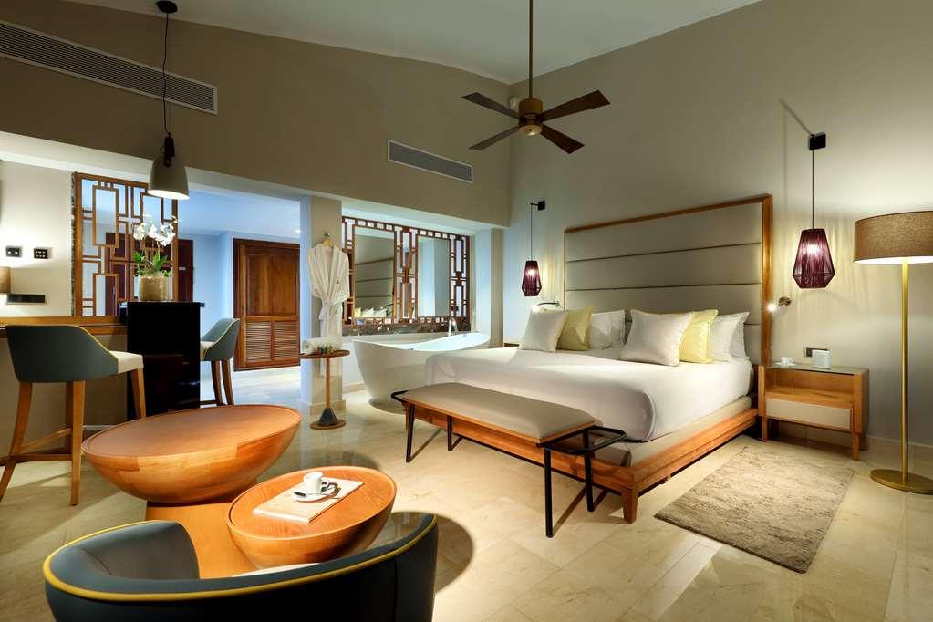 Grand Palladium Bavaro Suites, & 4* Punta Cana