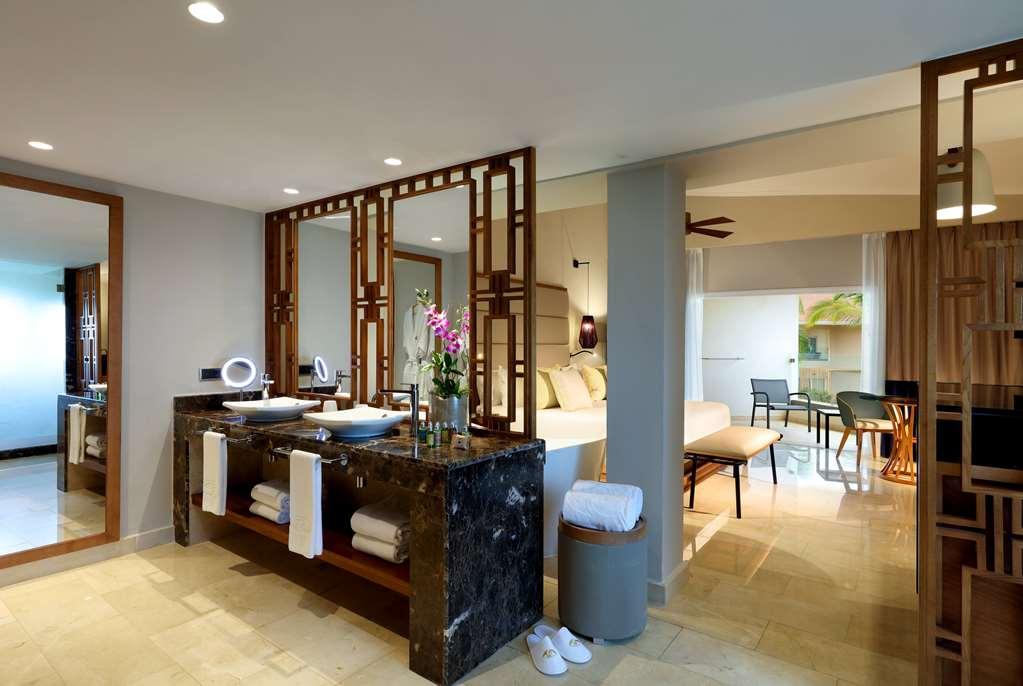 Hotel Grand Palladium Bavaro Suites, &