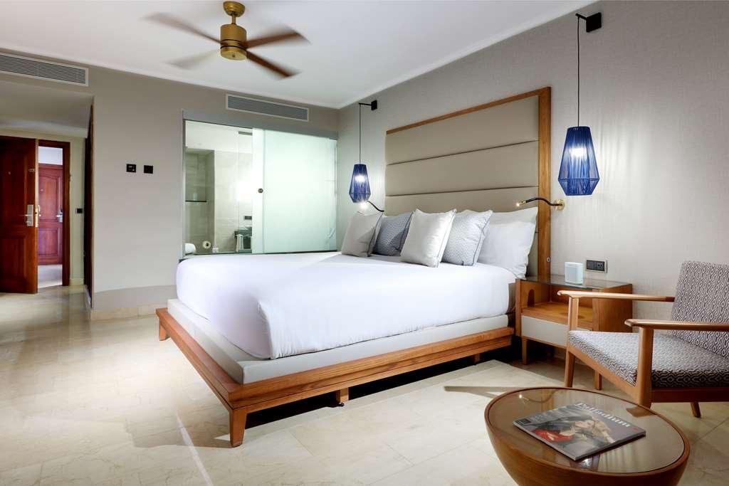 Grand Palladium Bavaro Suites, & Hotel