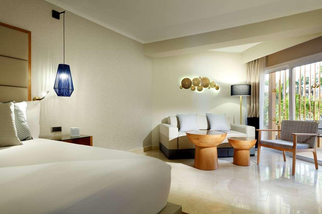 Grand Palladium Bavaro Suites, & 4*